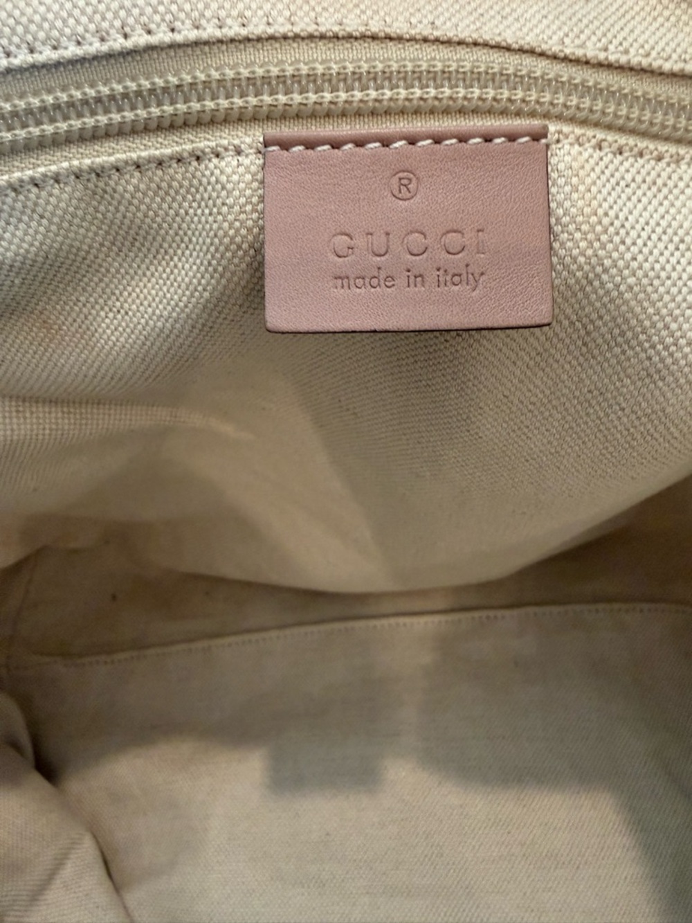 Gucci Authentic Gray Quilted Logo Tote with Pink Trim 232439213317 - Picture 7 of 11